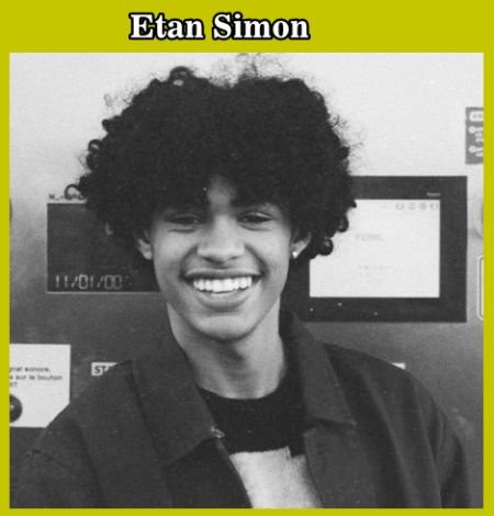 Actor Etan Simon Image