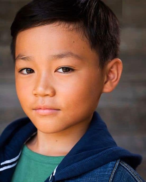 Izaac Wang Biography | Wiki | Age | Height | Parents | Image | Movie & More [Smart Child Actor 2023]