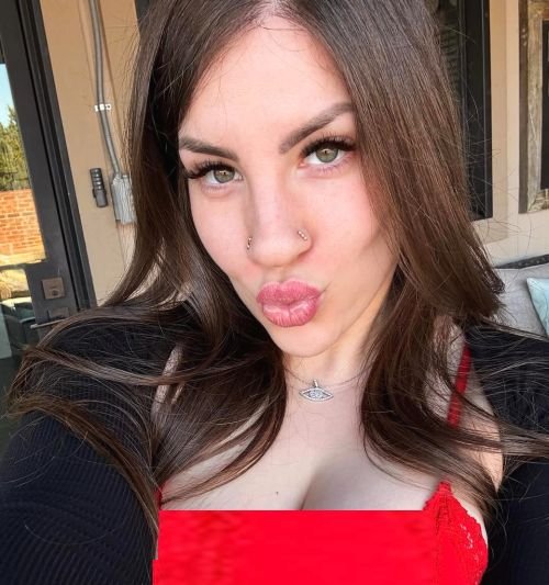 Julissa Gonzalez @masdejulissa Age, Dating, Lifestyle & Career