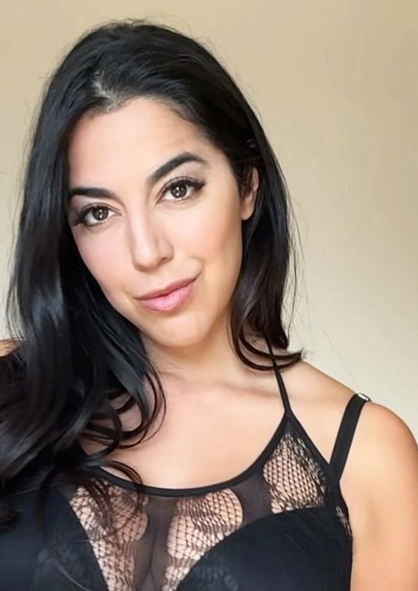 Sharon Rose @luxx.cherr Age, Dating, Lifestyle & Career